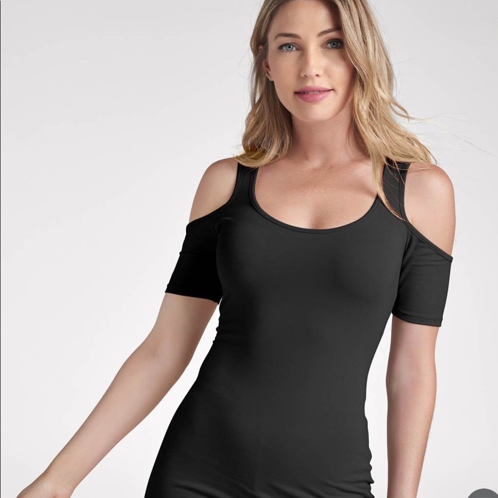 Cold shoulder top